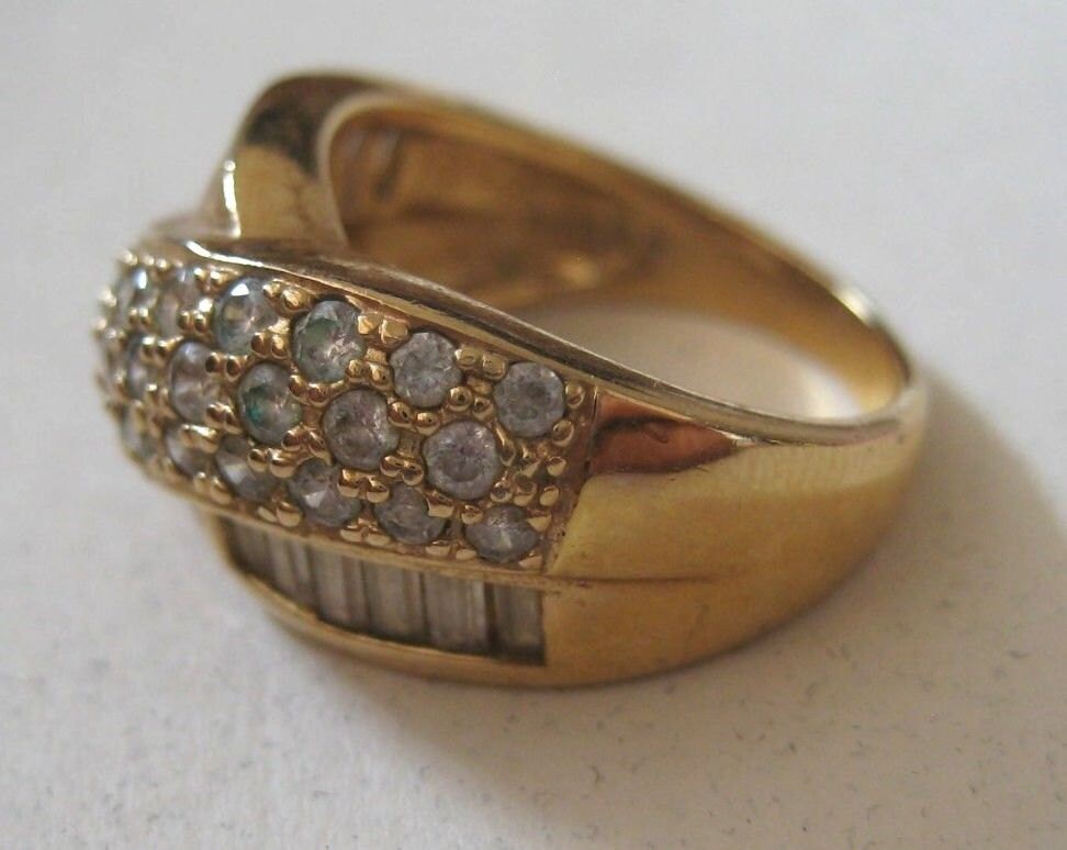 Vintage Gold Über Sterling Silberring Mit Zirkonia, Größe 7 Vintage Gold Über Sterling Silberring Mit Zirkonia, Größe 7 von WatchesAndJewels