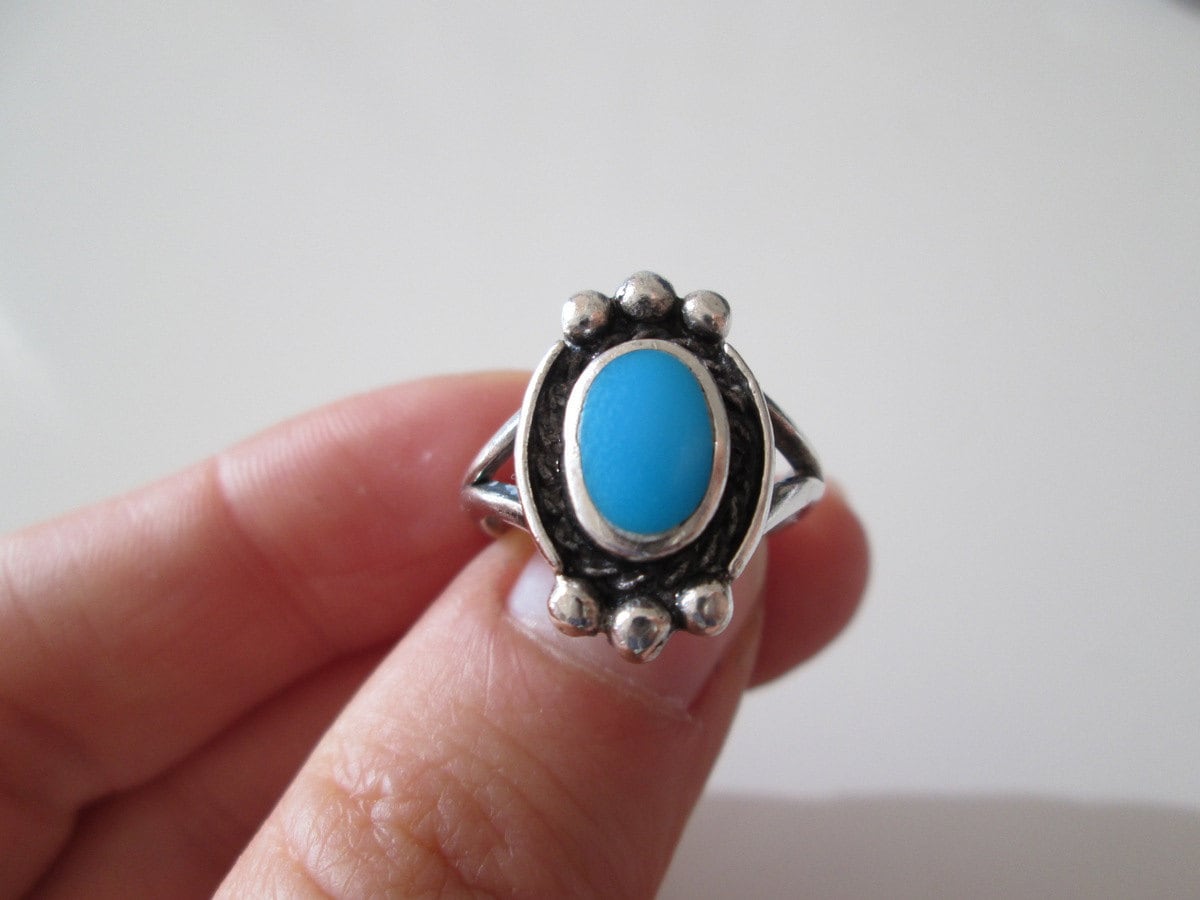 Vintage Türkis Sterling Silber Ringgröße 7 Vintage Türkis Sterling Silber Ringgröße 7 von WatchesAndJewels