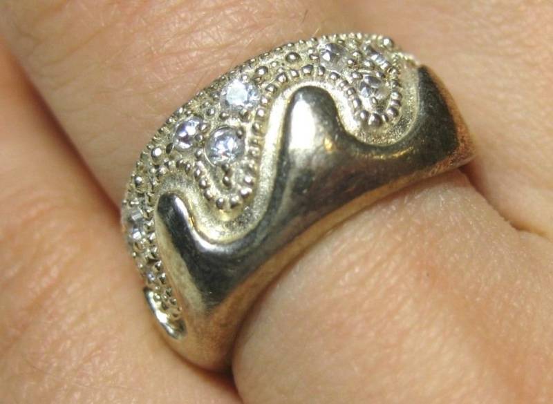 Wave Kristall Vintage Sterling Silber Band Ringgröße 6, 5 Wave Kristall Vintage Sterling Silber Band Ringgröße 6, 5 von WatchesAndJewels
