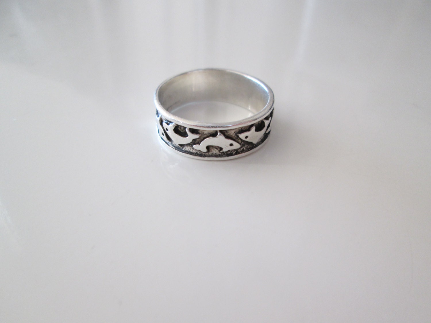 sterling 925Er Silber Ring Der Vintage-Dolphin-Band, Größe 7, 5 sterling 925Er Silber Ring Der Vintage-Dolphin-Band, Größe 7, 5 von WatchesAndJewels