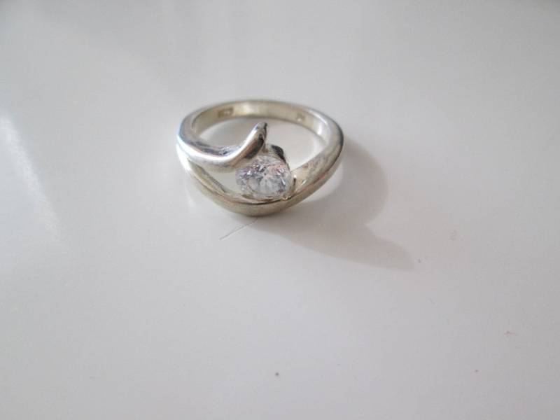 sterling Silber Vintage Klar Edelstein-Band-Ring, Größe 7 sterling Silber Vintage Klar Edelstein-Band-Ring, Größe 7 von WatchesAndJewels