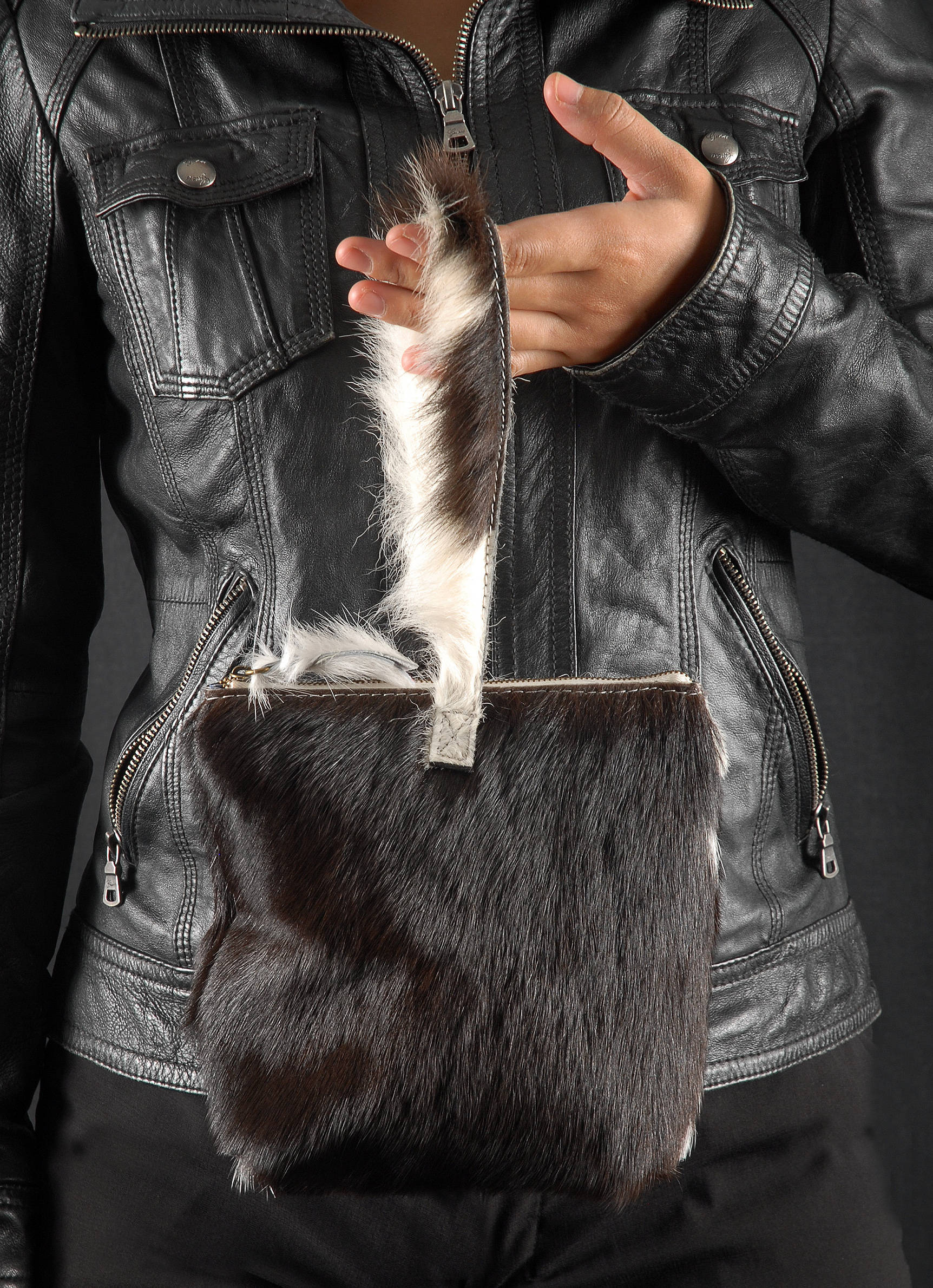 Kuh Fell Rindsleder Handgelenk Tasche Weichem Leder Clutch Kleine Lederhandtasche Reißverschluss Top Baumwollfutter Handytasche Münztasche Western Kuh Fell Rindsleder Handgelenk Tasche Weichem Leder Clutch Kleine Lederhandtasche Reißverschluss Top Baumwollfutter Handytasche Münztasche Western von WaterAirIndustry