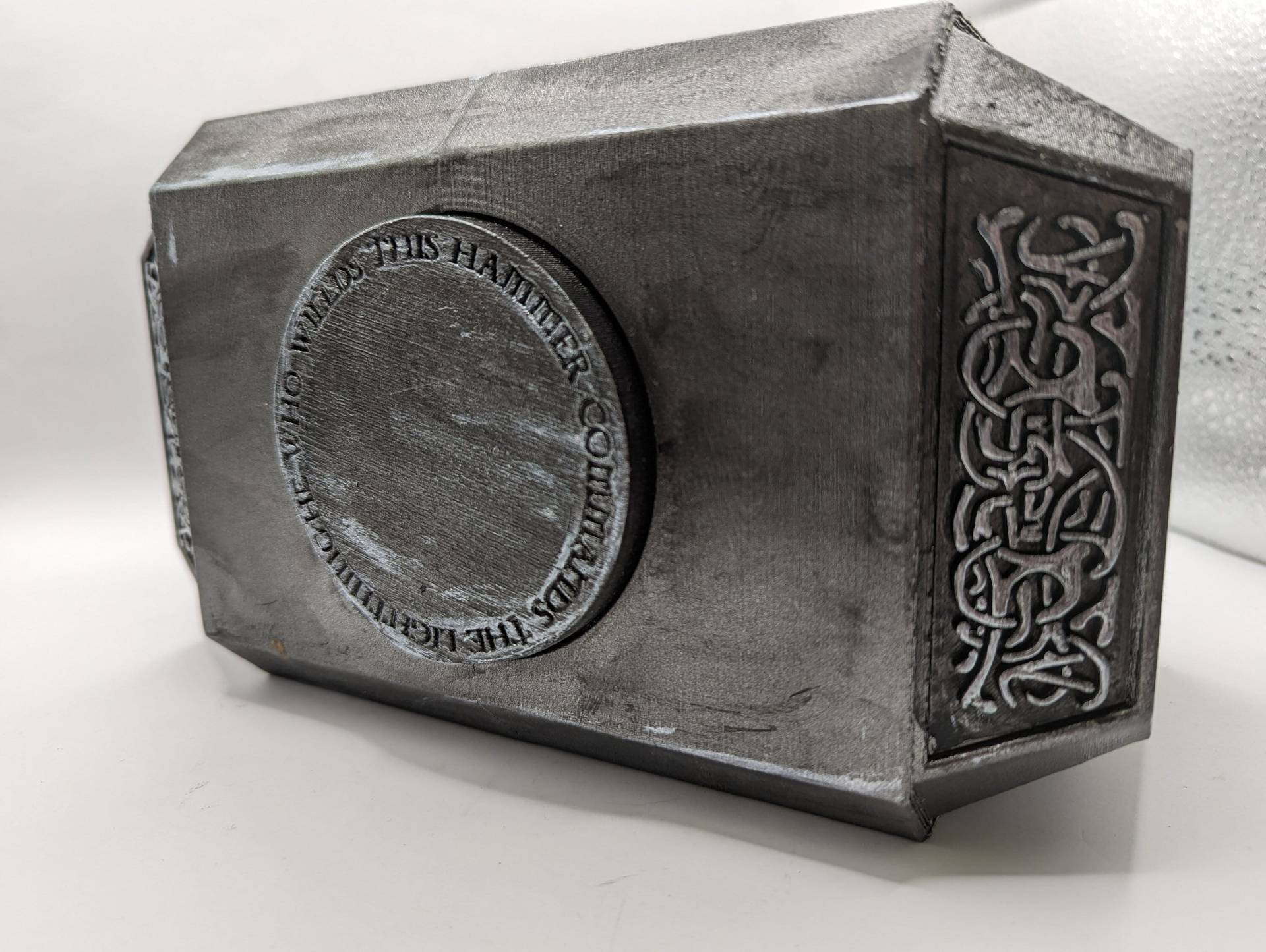 Thors Hammer Aka - Mjölnir Thors Hammer Aka - Mjölnir von WattsOfModels