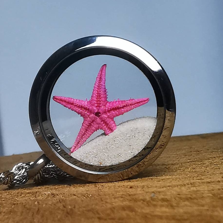 Halskette Strand Anhänger Medaillon Mit Echtem Rosa Gefärbten Seestern in Sand - Floating Charm Unikat Halskette Strand Anhänger Medaillon Mit Echtem Rosa Gefärbten Seestern in Sand - Floating Charm Unikat von Wavelry