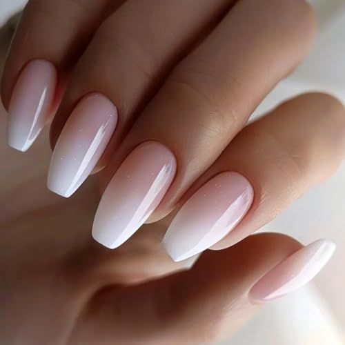 Drücken Sie Auf Nägel Omber Kurzquadratische Gefälschte Nägel Französische Spitze Glänzende Falsche Stickkleber Auf Künstlichen Fingernägeln Acrylkleber Nagel Für Frauen Klar von Wdbild