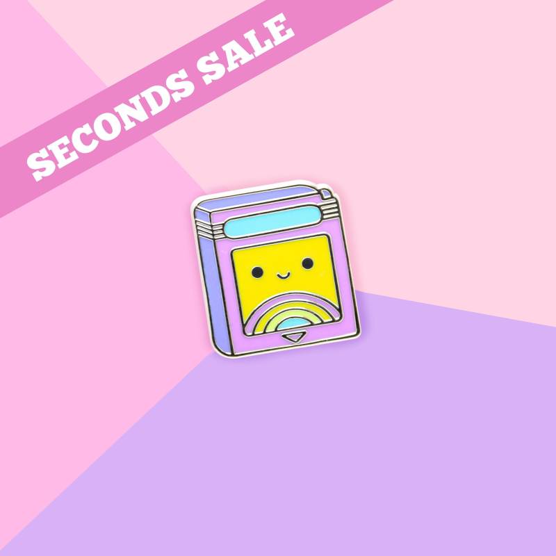 Seconds Verkauf - Gameboy Patrone Emaille Pin Gold Harte Abzeichen von WeAreExtinct