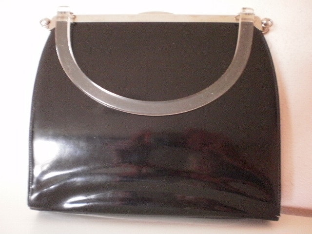 Vintage Zwei-In-Eins Geldbörse Patent Leder Und Bestickt Zwei Geldbörsen in Einem Vintage Zwei-In-Eins Geldbörse Patent Leder Und Bestickt Zwei Geldbörsen in Einem von WeAreVintage