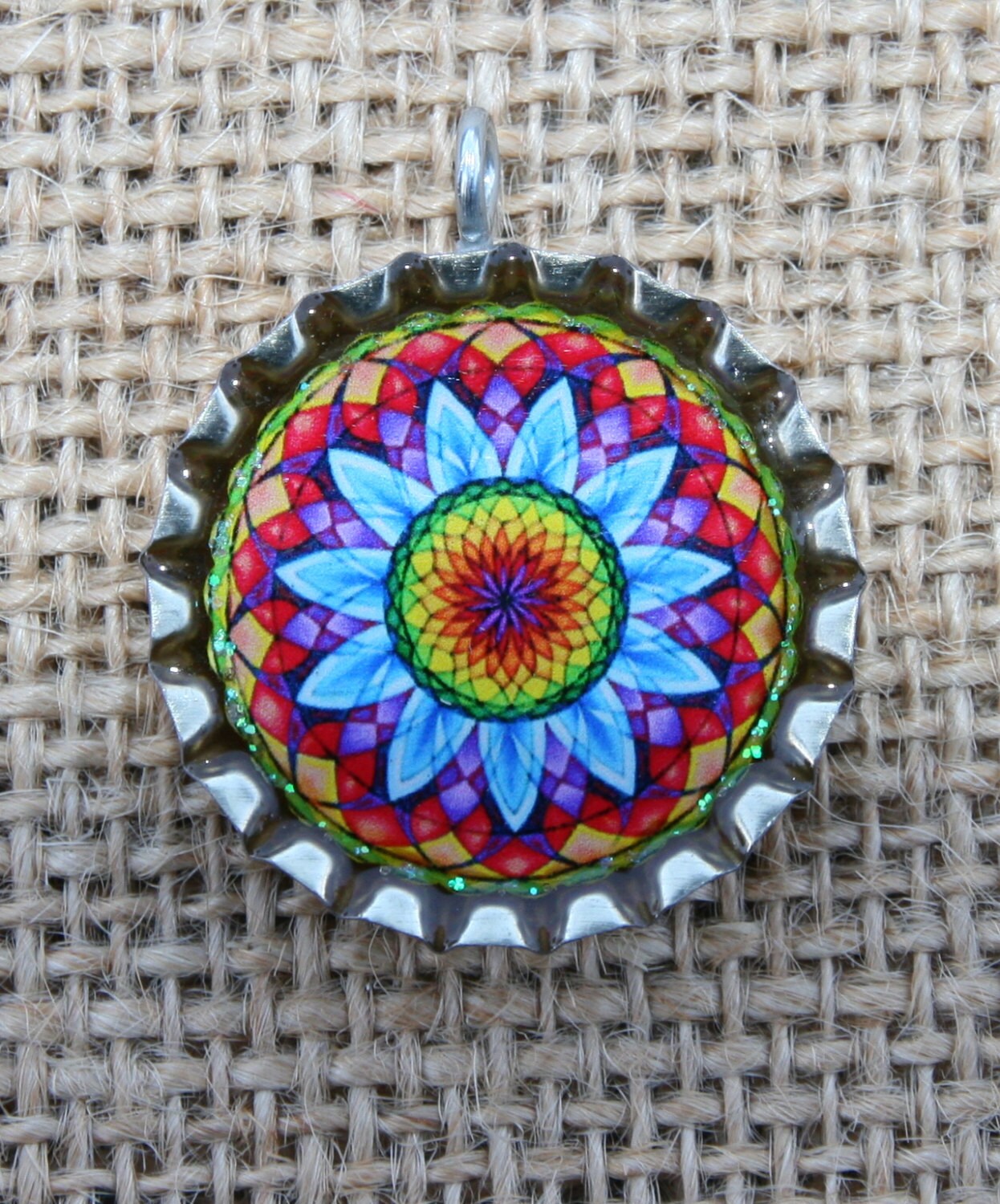 Bottle Caps-Mandala, Regenbogen Bottle Caps-Mandala, Regenbogen von WeHaveACapForThat
