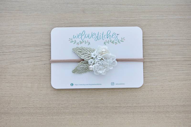 Taufe Spitzestirnband - Weihnachten Stirnbänder Haarband Hochzeit Zubehör Säugling Stirnband Babystirnband von WeLoveStitches