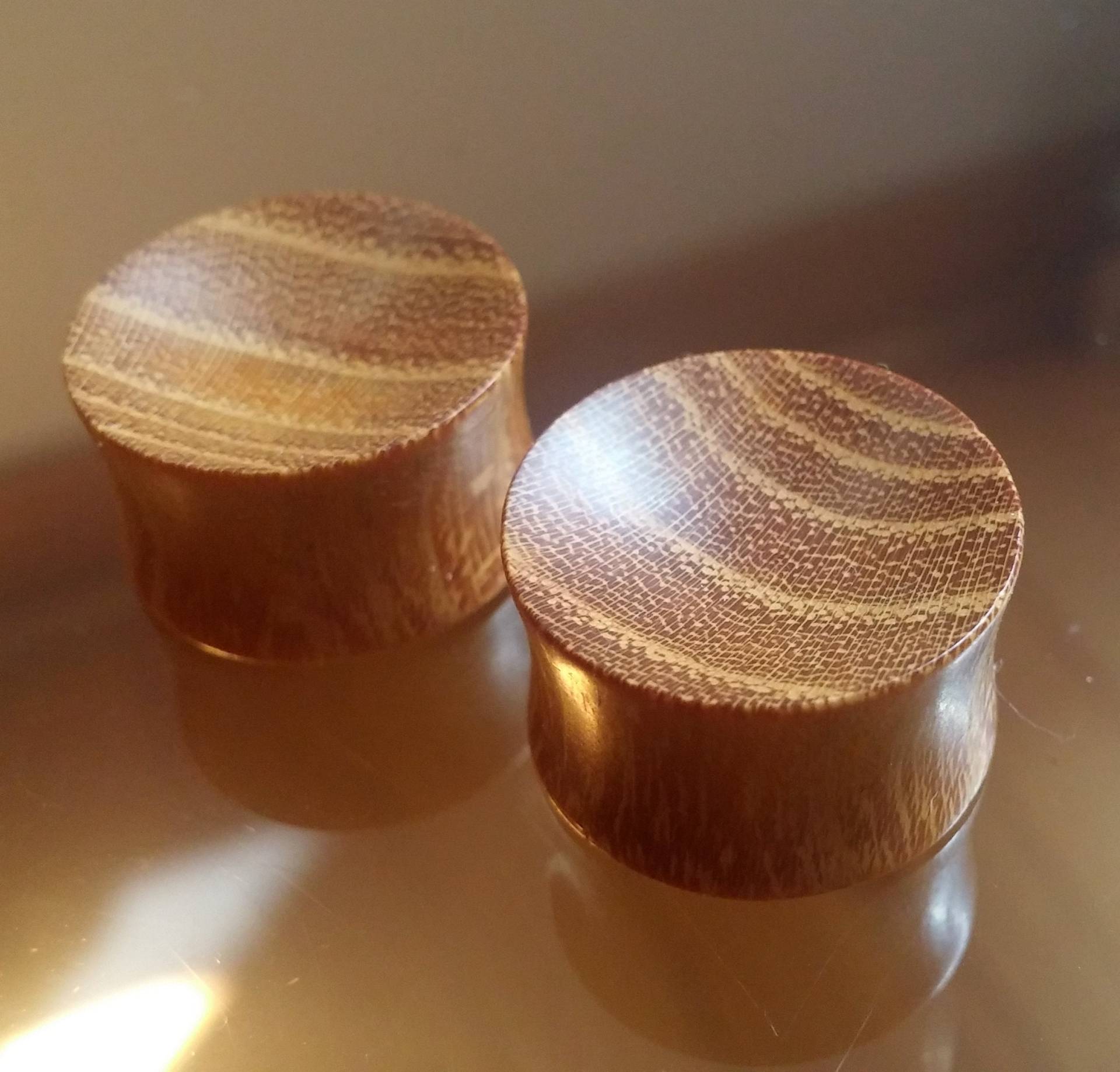 Osage Orange Plugs Handgefertigte Holz Ohr Paar 2, 5mm - 65mm Durchmesser 10G-2 9/16" Osage Orange Plugs Handgefertigte Holz Ohr Paar 2, 5mm - 65mm Durchmesser 10G-2 9/16" von WeUseWood