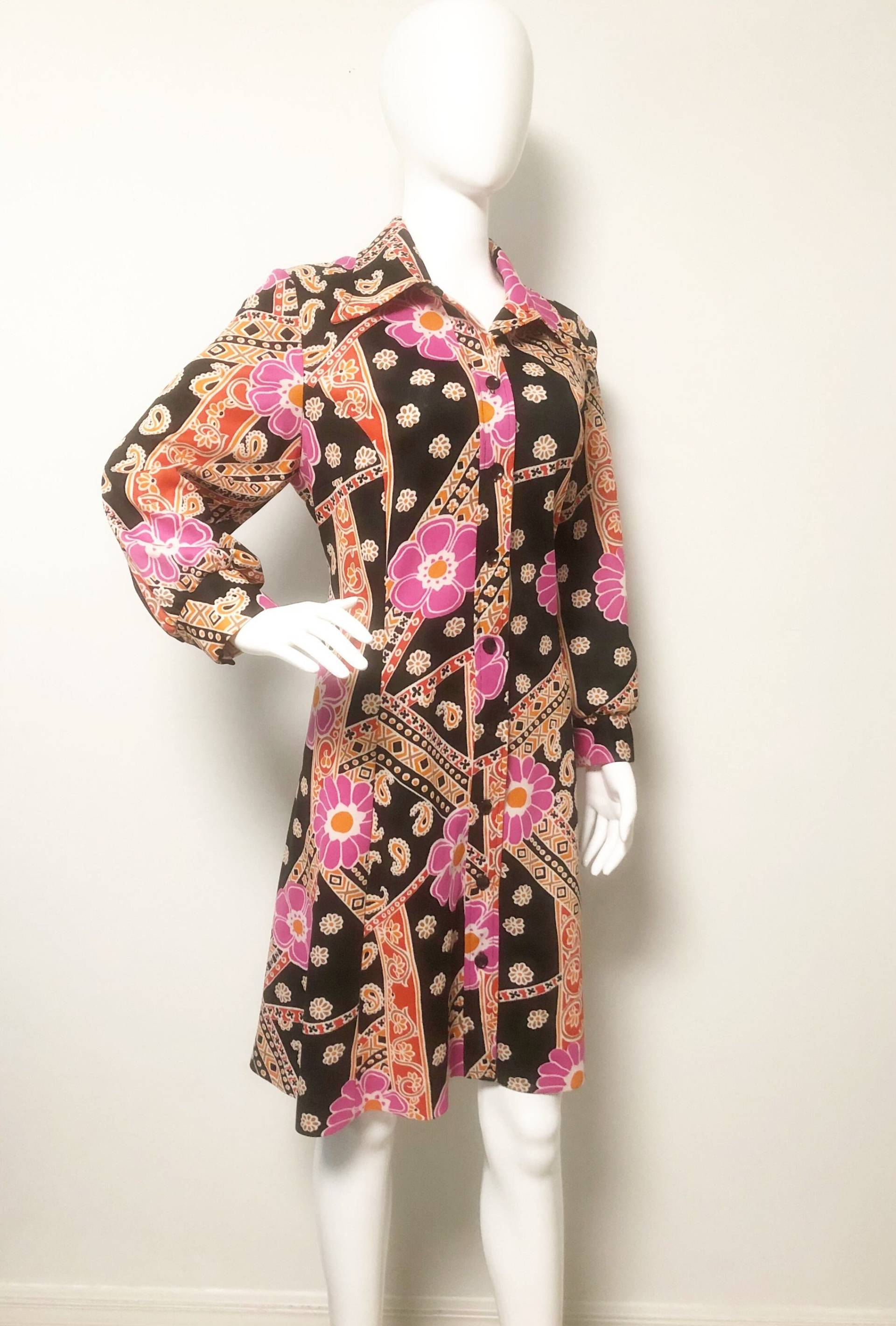 Vintage 70Er Flower Power Shirtkleid, Mod Print Kleid, Retro Paisley Kleid von WeWearVintage