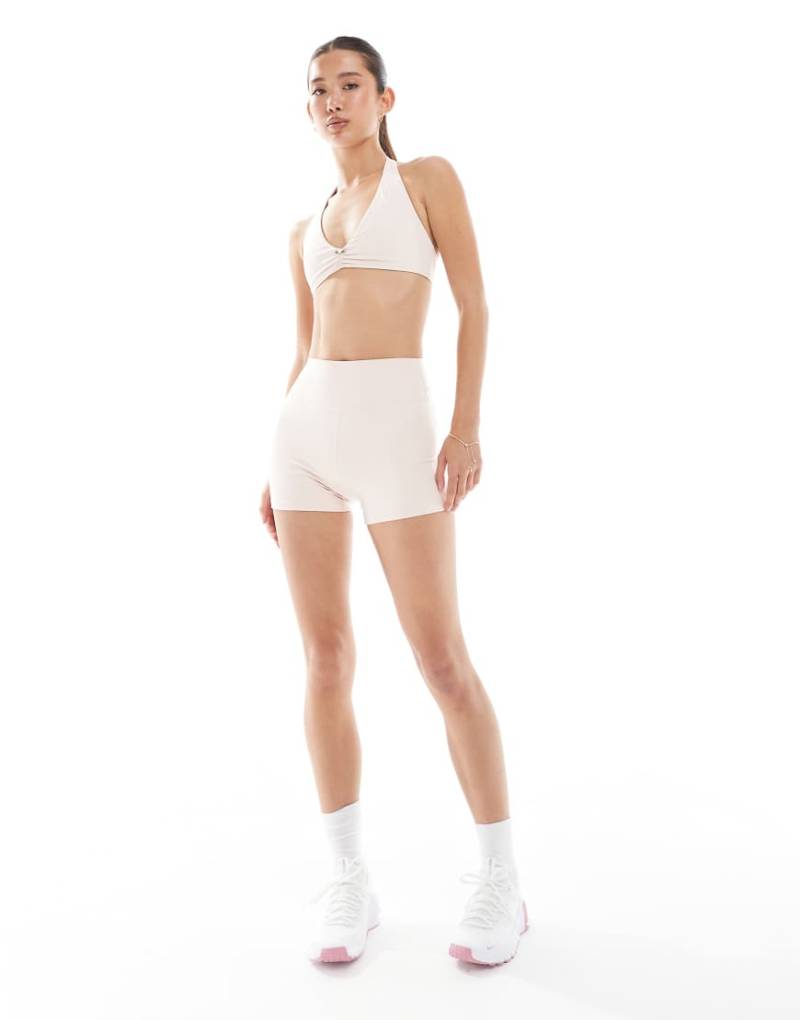 WeWoreWhat - Active - Shorts in Blassrosa mit hohem Bund von WeWoreWhat