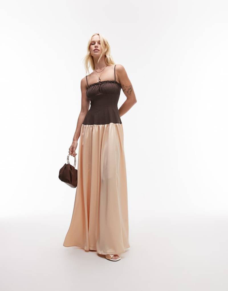 WeWoreWhat - Maxikleid in Kastanienbraun und Blush mit Raffung und Korsettdesign-Neutral von WeWoreWhat