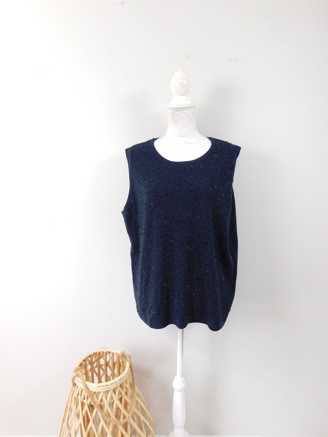 Vintage 90Er Jahre Lane Bryant Schwarz Perlen Verziert Acryl Schlüsselloch Zurück Weihnachten Ärmelloser Pullover Tank Top Shirt Bluse 18/20 Plus von WearingMeOutVtg
