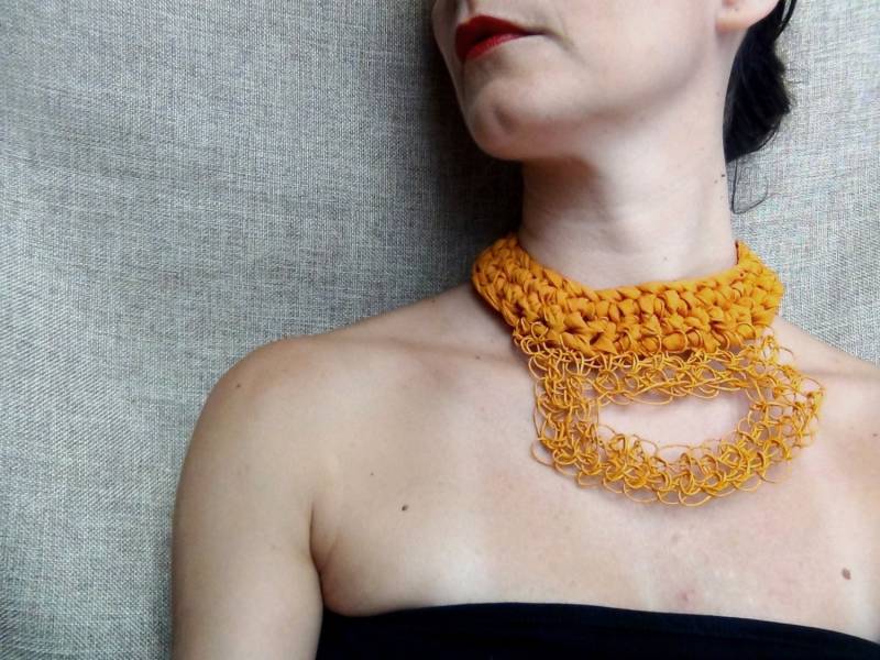 Halskette Seide, Papier Garn Halskette, Papiergarne, Sari-Seide, Orange Collier, Schmuck, Anweisung Halskette Seide, Papier Garn Halskette, Papiergarne, Sari-Seide, Orange Collier, Schmuck, Anweisung von WearitCrochet