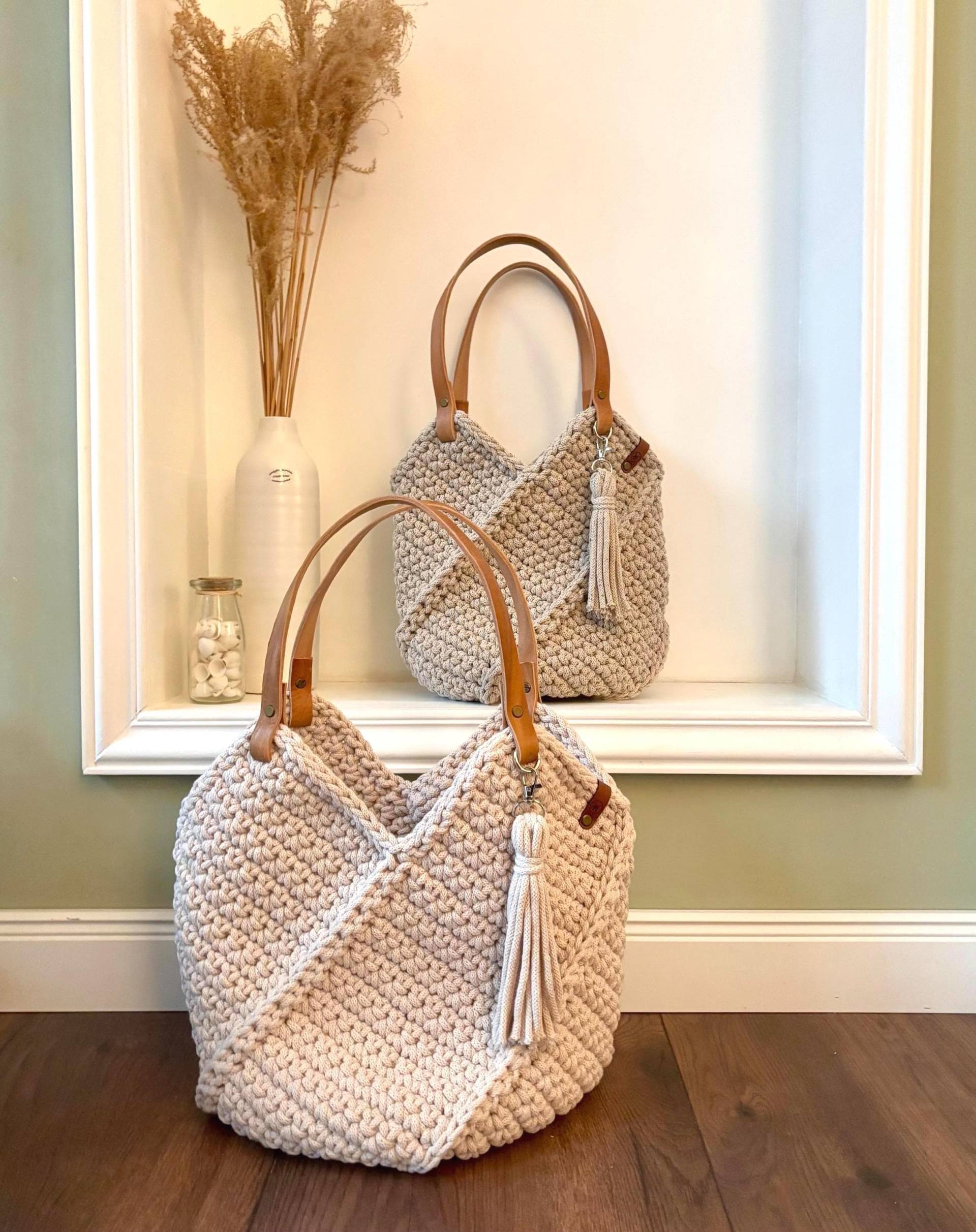 Handtasche „Sunny Bag", Häkeltasche, Gehäkelt, Bobbiny Modern in 2 Größen , Boho, Sommer Handtasche „Sunny Bag", Häkeltasche, Gehäkelt, Bobbiny Modern in 2 Größen , Boho, Sommer von WebenundWolleRama