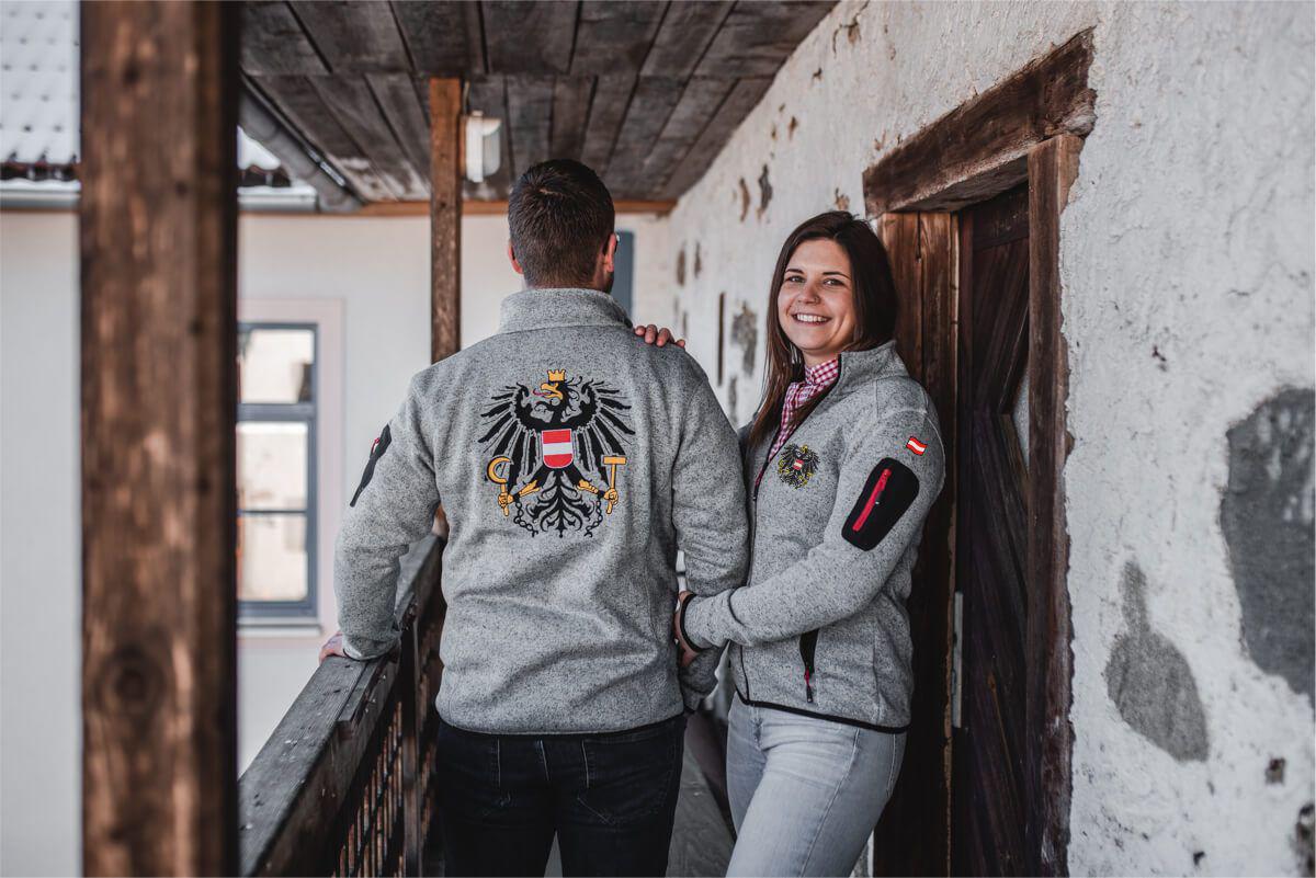 Österreich Jacke Mit Hochwertigem Adler Stick Am Rücken Und Brust | Granitjacke Österreich Jacke Mit Hochwertigem Adler Stick Am Rücken Und Brust | Granitjacke von Webereishop
