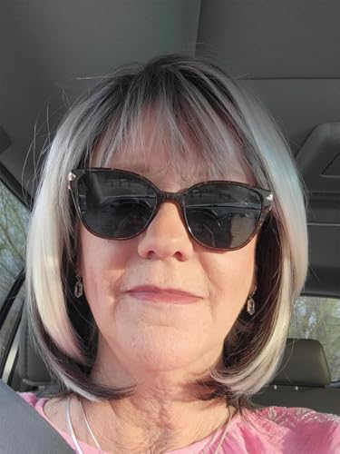 Webshaiy Perücke Damen Kurz Bob mit Pony Voluminöser Look für Reife Frauen Graabdeckung & Mama, Ombre Platinum & Brown Layered Bob Wig Glatte Synthetische Perücken with Human-Hair-Like Fiber von Webshaiy