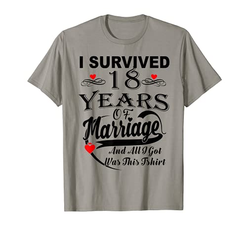 Geschenk zum 18. Hochzeitstag für Frauen und Männer T-Shirt Geschenk zum 18. Hochzeitstag für Frauen und Männer T-Shirt von Wedding Anniversary Shirt