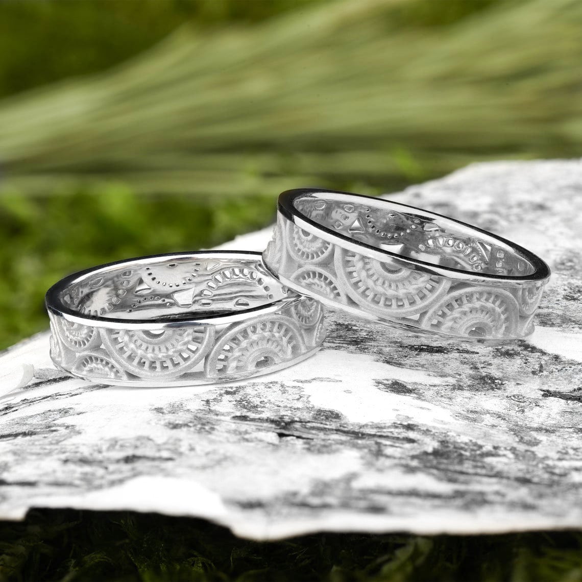 925 Sterling Silber Ehering Ring Set - Geschnitzter Komfort Passende Paare Mit Sonnenmuster Indie Schmuck Boho Hippie Geschenk Cooler von WeddingRingSet