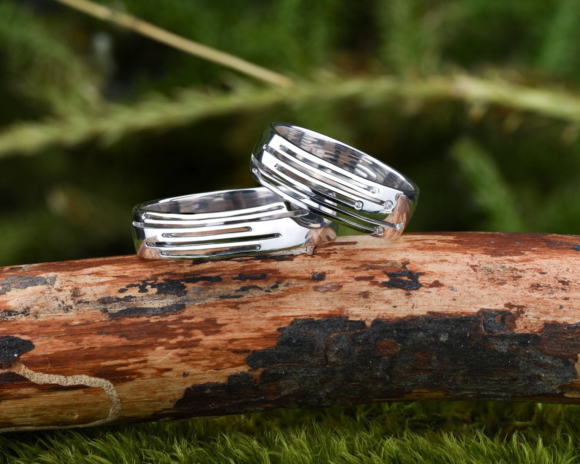 Ein Paar Eheringe Mit Zirkonia, Grunge Ringe, Ringe Set Sterling Silber von WeddingRingSet