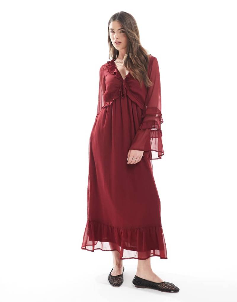 Wednesday's Girl - Fließendes Midaxi-Kleid in Burgunderrot mit V-Ausschnitt von Wednesday's Girl