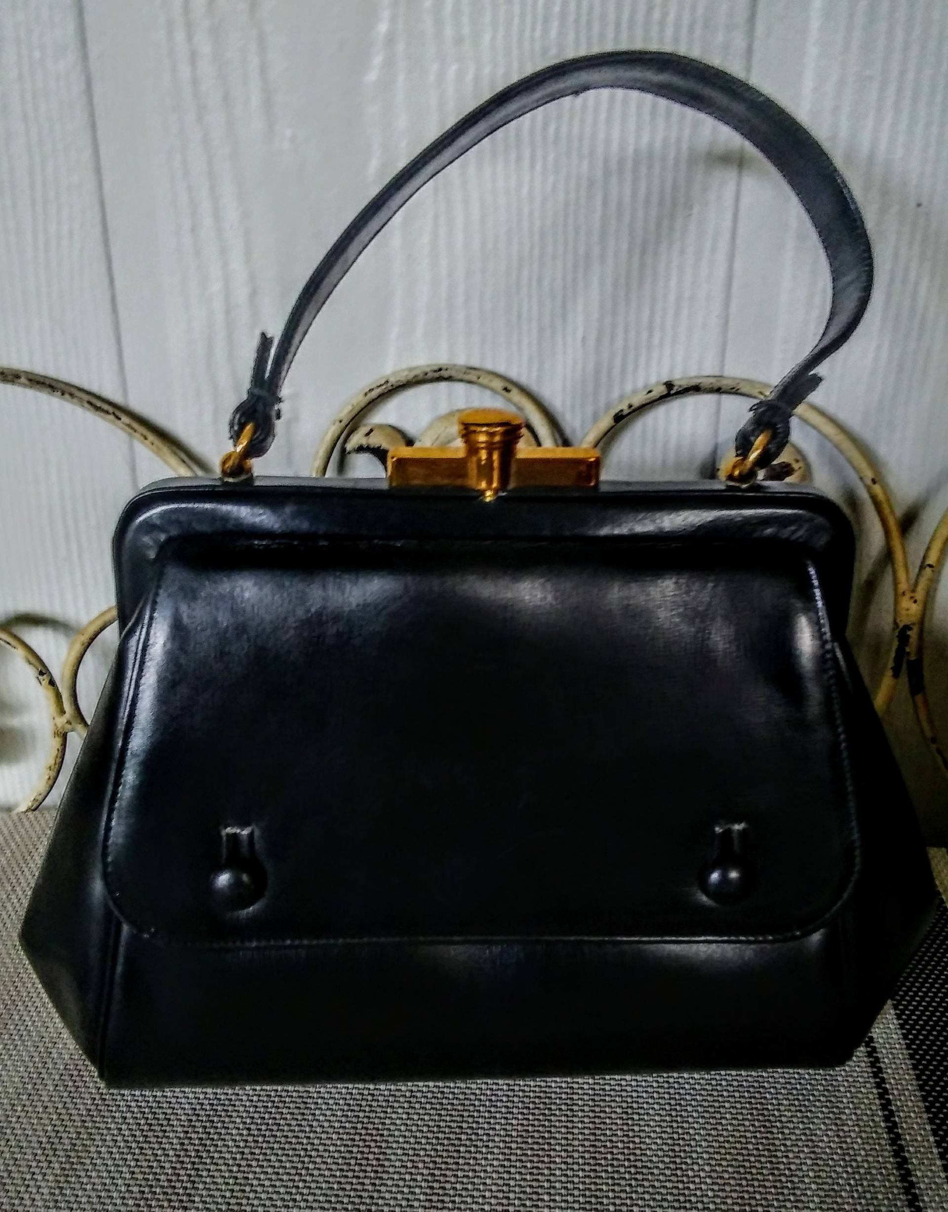 Vintage Milch Handtasche//Schwarze Lederhandtasche Vintage Milch Handtasche//Schwarze Lederhandtasche von WednesdaysMarket