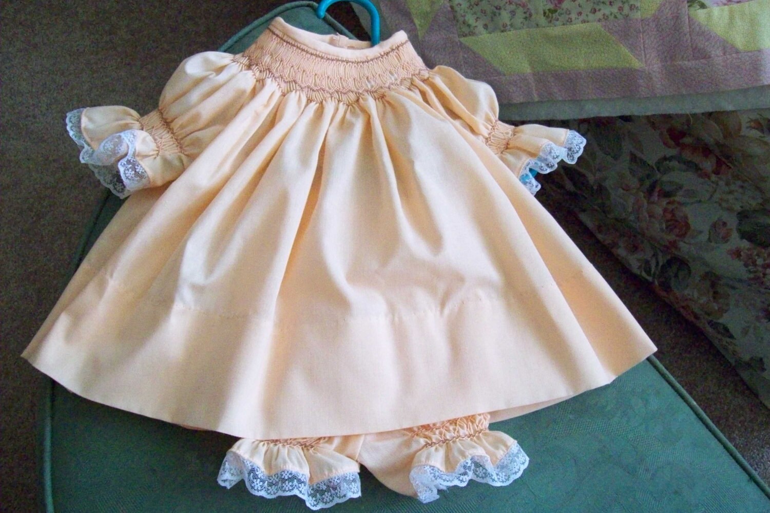 My Wee Peach Kleider Set My Wee Peach Kleider Set von WeeBeginnings56