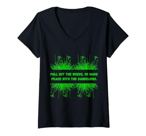 Damen Unkraut Das Unkraut rausziehen — T-Shirt für Pflanzenliebhaber im Freien T-Shirt mit V-Ausschnitt Damen Unkraut Das Unkraut rausziehen — T-Shirt für Pflanzenliebhaber im Freien T-Shirt mit V-Ausschnitt von Weeds Are Nature's Graffiti Eco Natural Wear