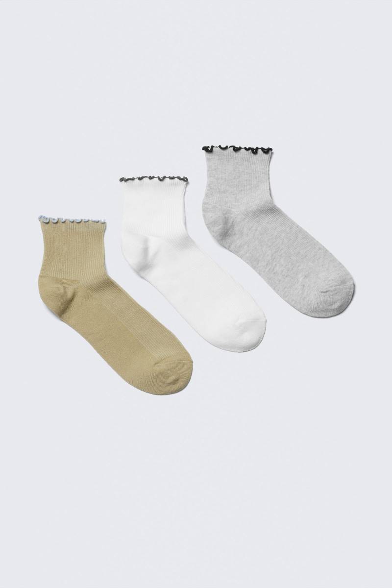3-pack Frill Edge Short Socks von Weekday
