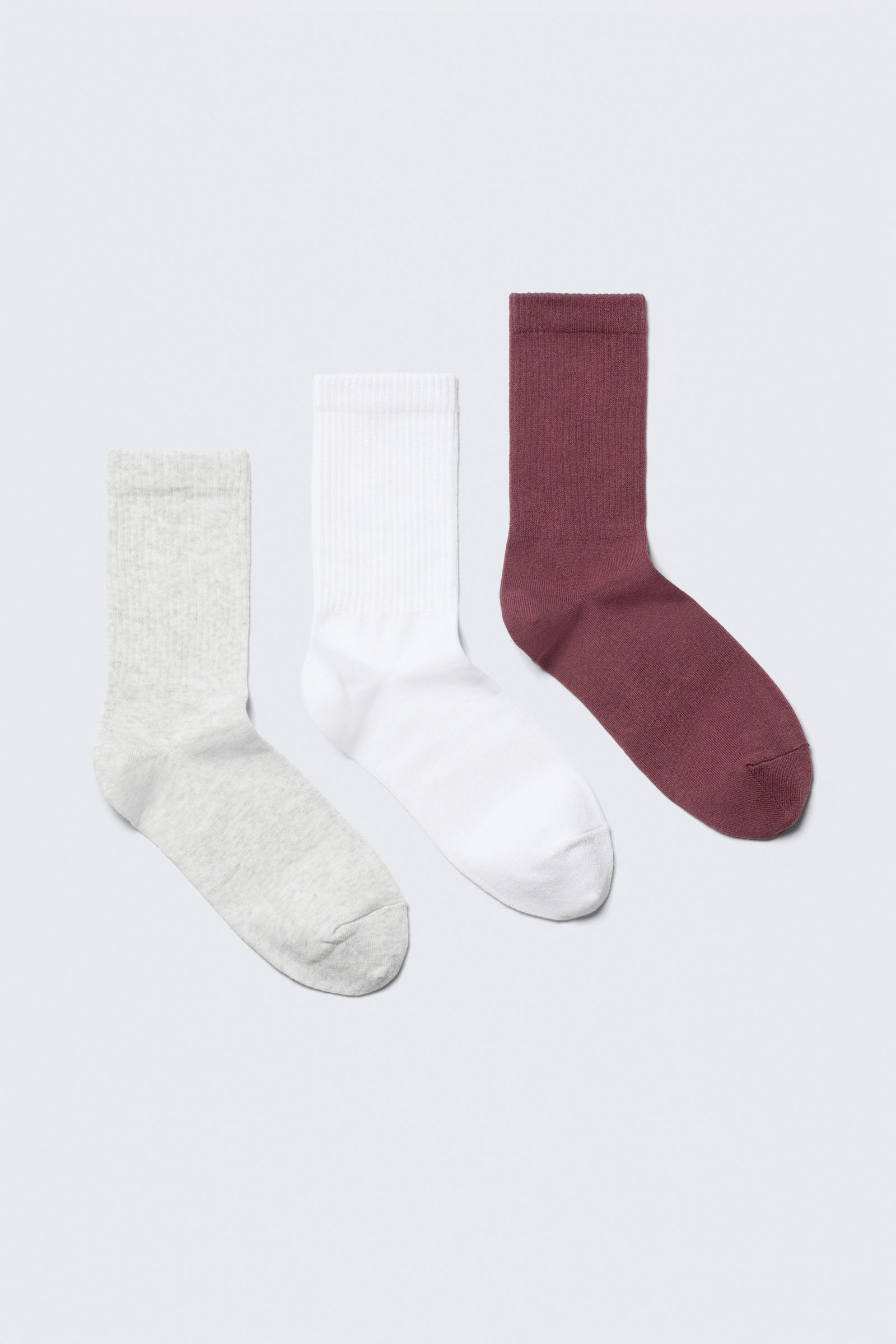 3-pack Ribbed Sporty Crew Socks von Weekday