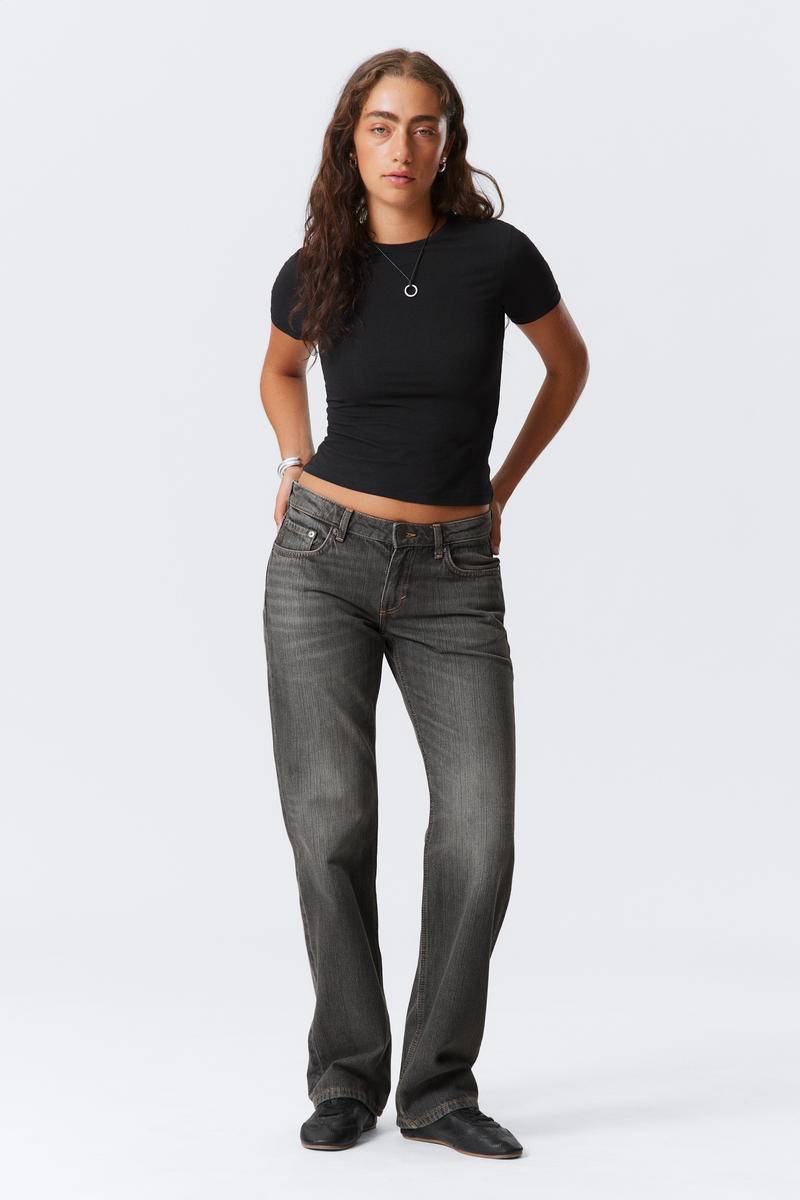 Arrow Low Rise Regular Straight Leg Jeans von Weekday
