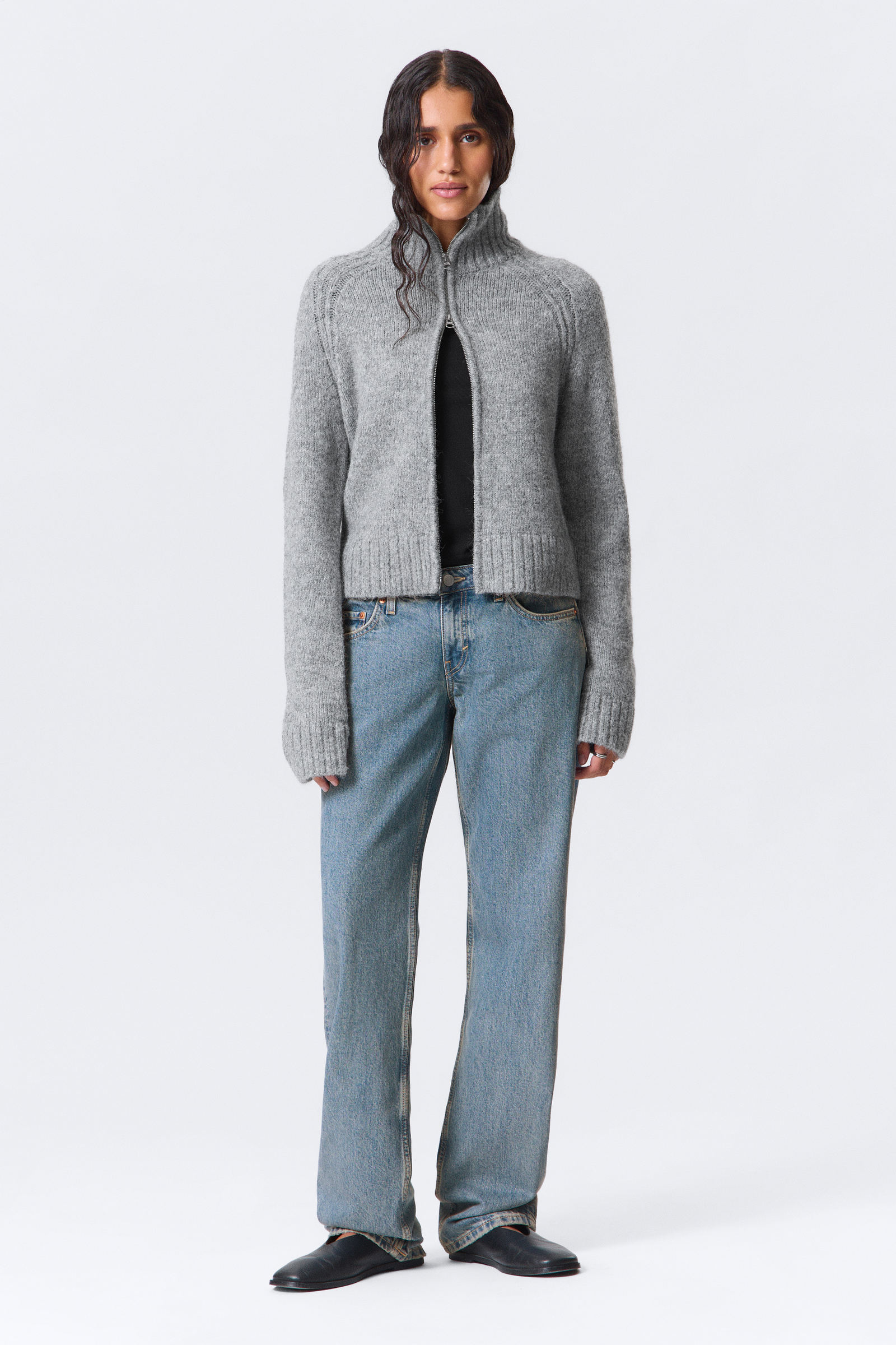 Arrow Low Rise Regular Straight Leg Jeans von Weekday