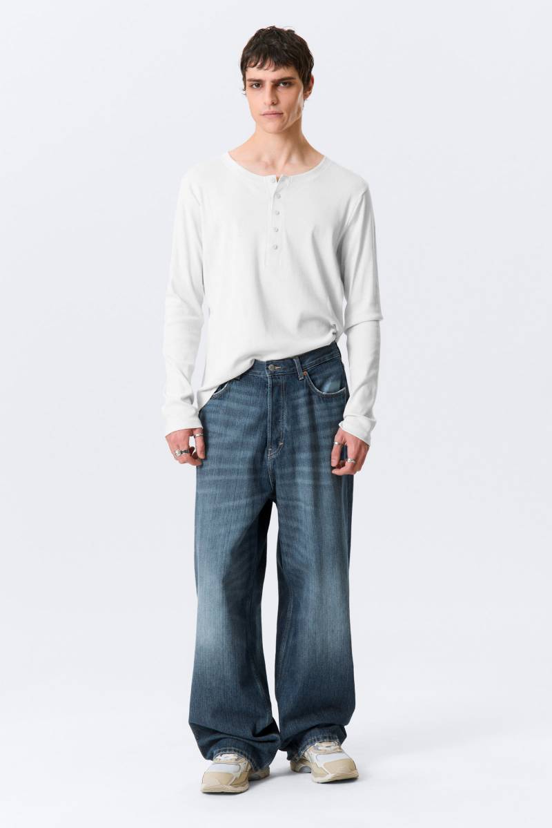 Astro Loose Baggy Leg Jeans von Weekday
