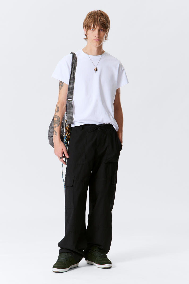 Baggy Ripstop Cargo Trousers Baggy Ripstop Cargo Trousers von Weekday