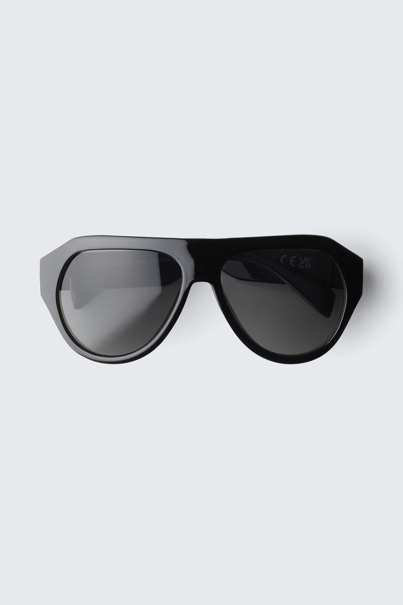 Chunky Aviator Unisex Sunglasses von Weekday