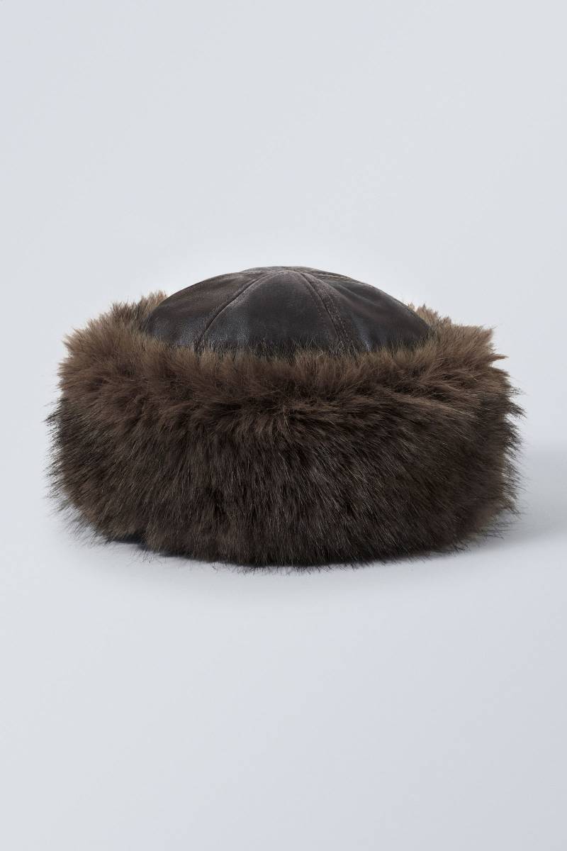 Faux Fur Hat Faux Fur Hat von Weekday