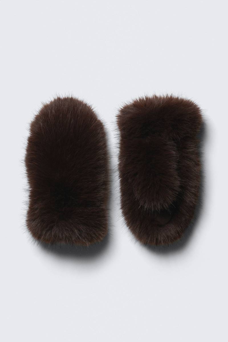 Faux Fur Mittens Faux Fur Mittens von Weekday