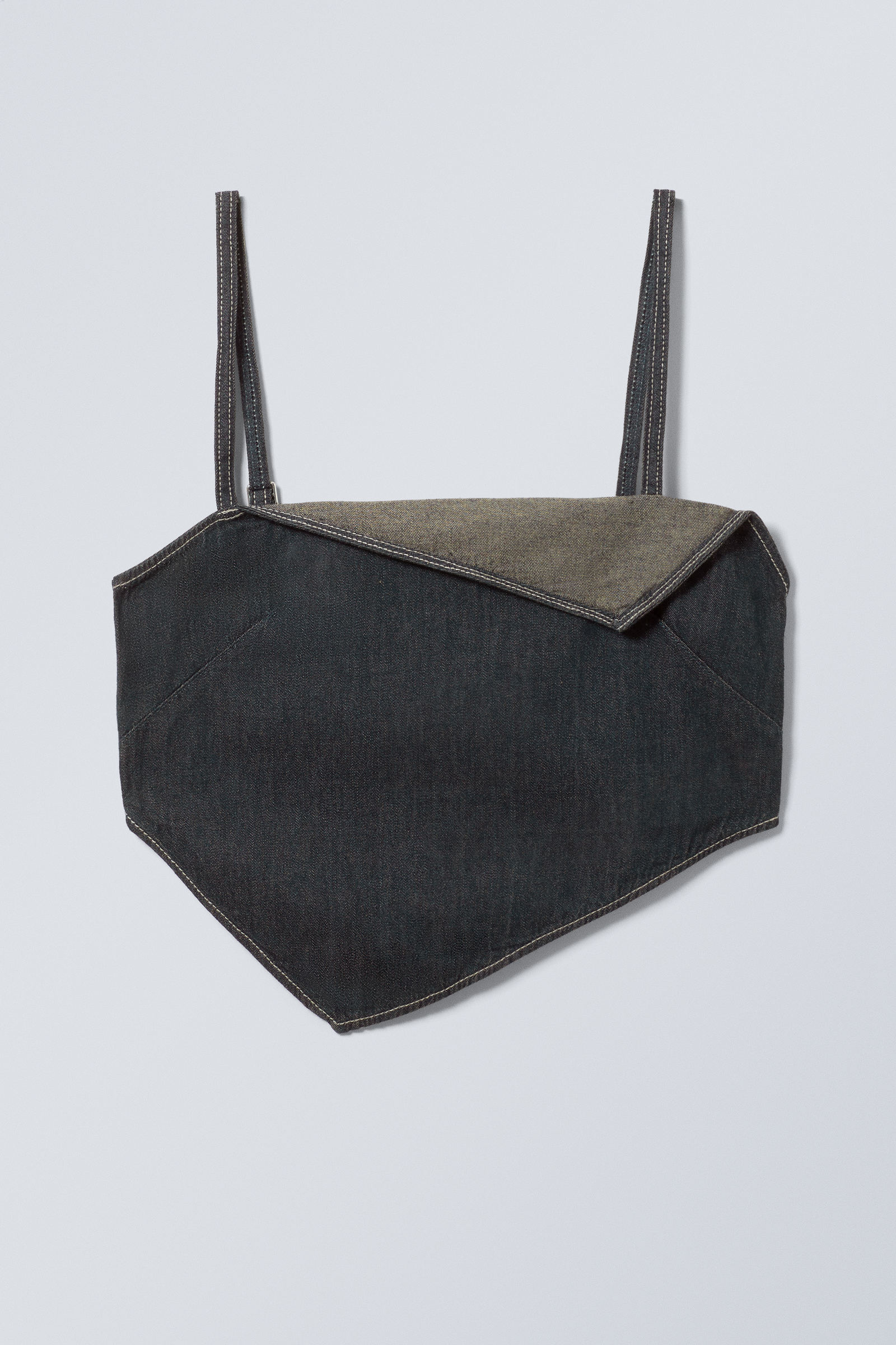 Fitted Asymmetric Denim Top von Weekday