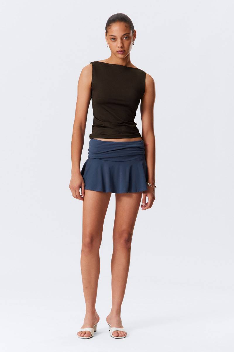 Flared Mid-Rise Mini Skirt von Weekday