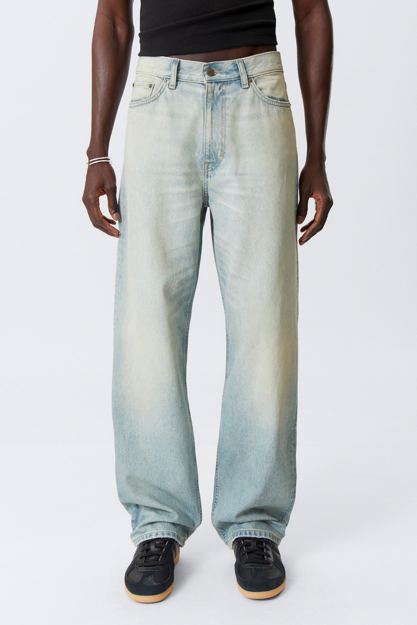 Galaxy Loose Straight Leg Jeans von Weekday