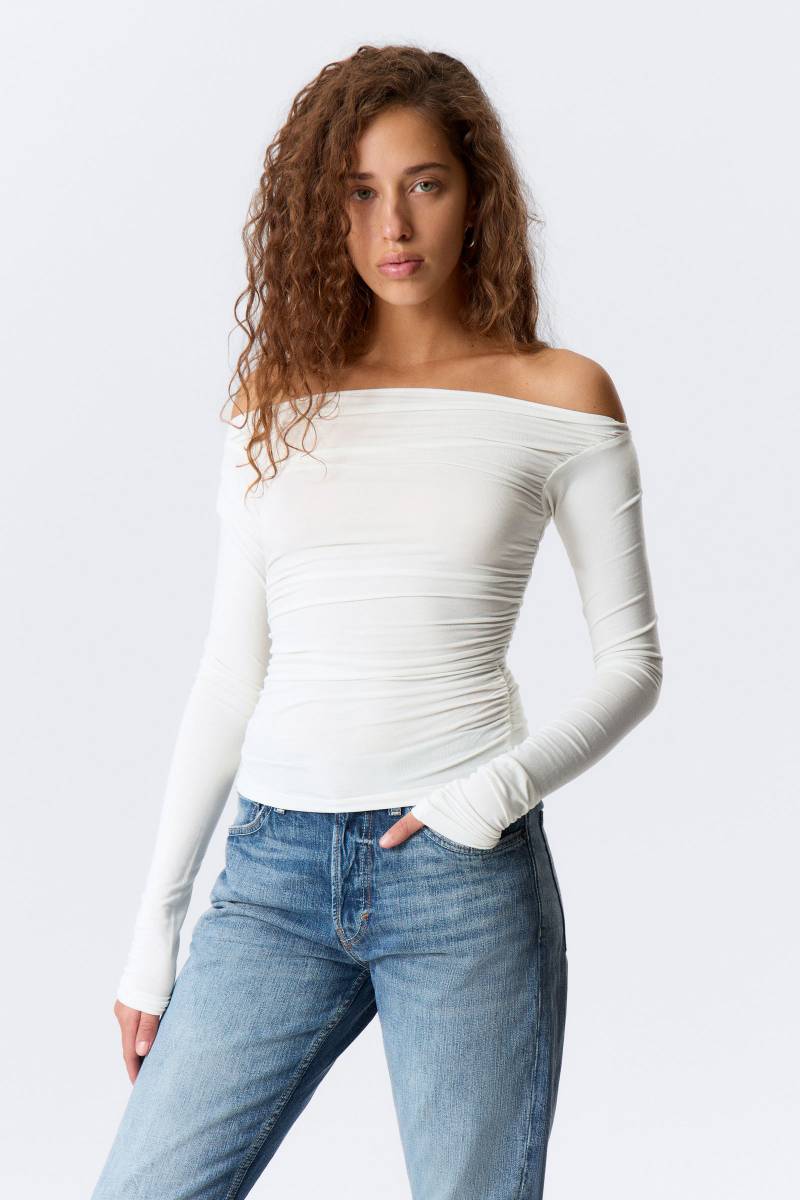 Gathered Off-Shoulder Long-Sleeved Top von Weekday