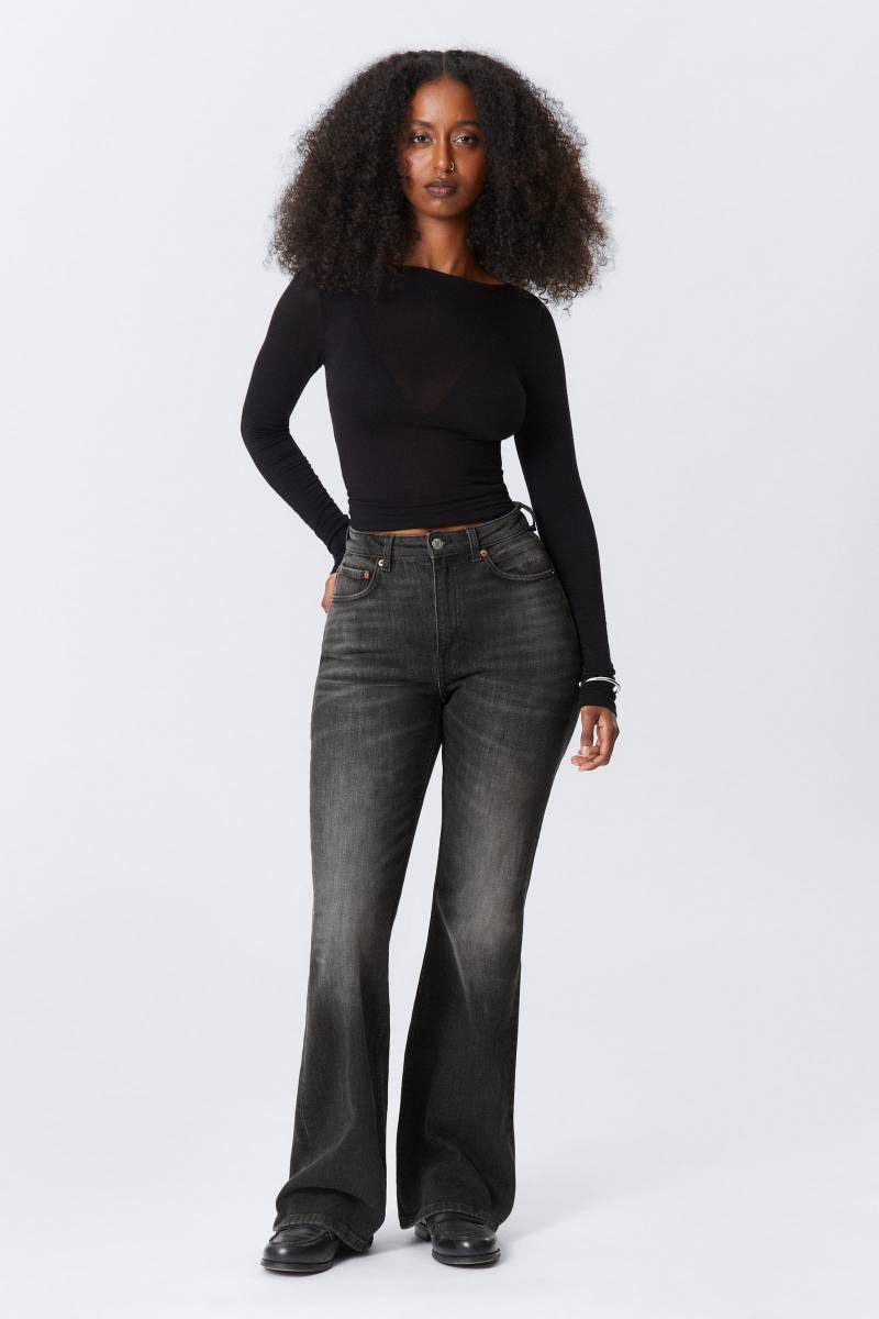 Glow Curve High Waisted Regular Flared Leg Jeans Glow Curve High Waisted Regular Flared Leg Jeans von Weekday