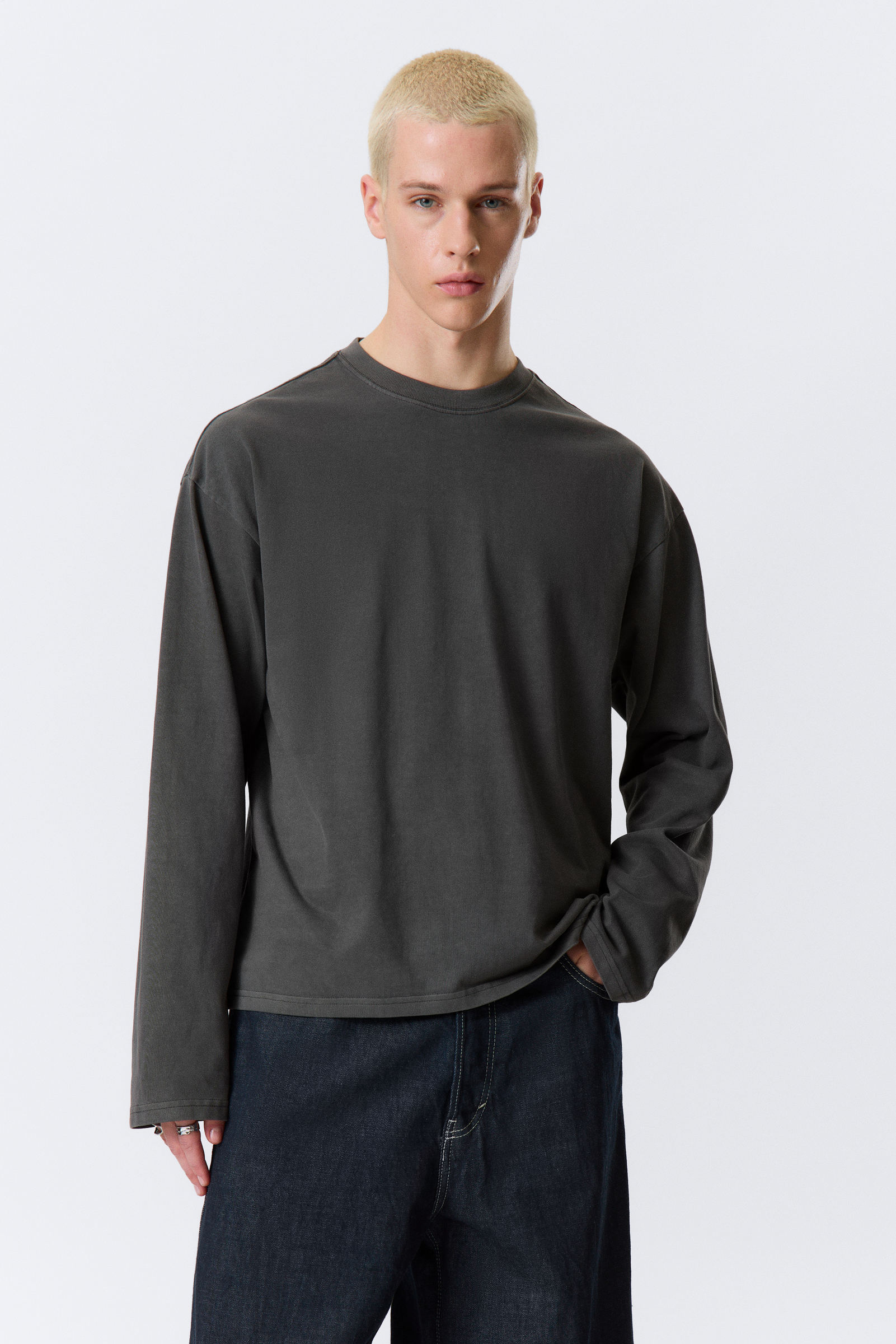 Great Boxy Long Sleeve T-shirt von Weekday