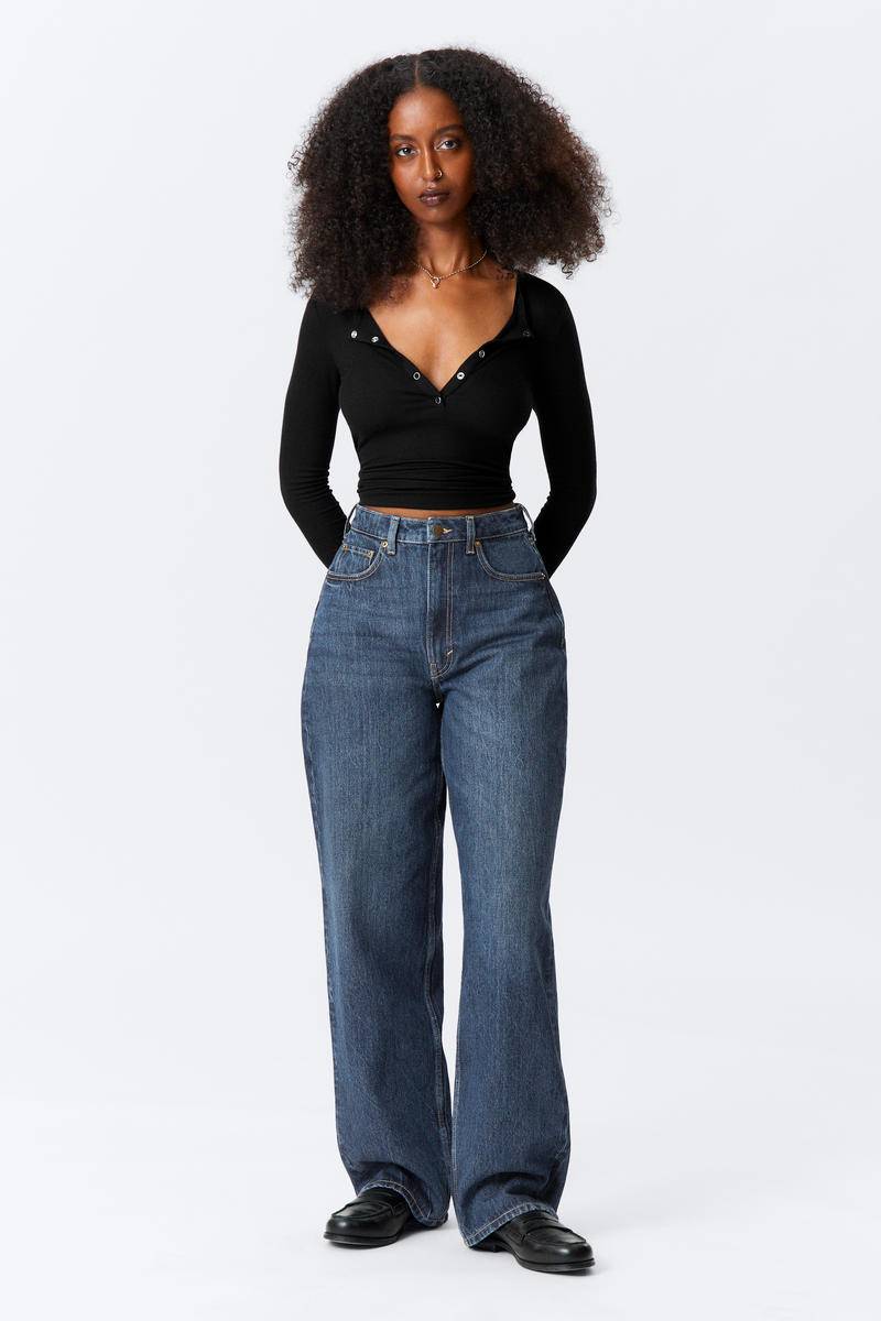 Halo Curve High Waisted Regular Wide Leg Jeans von Weekday