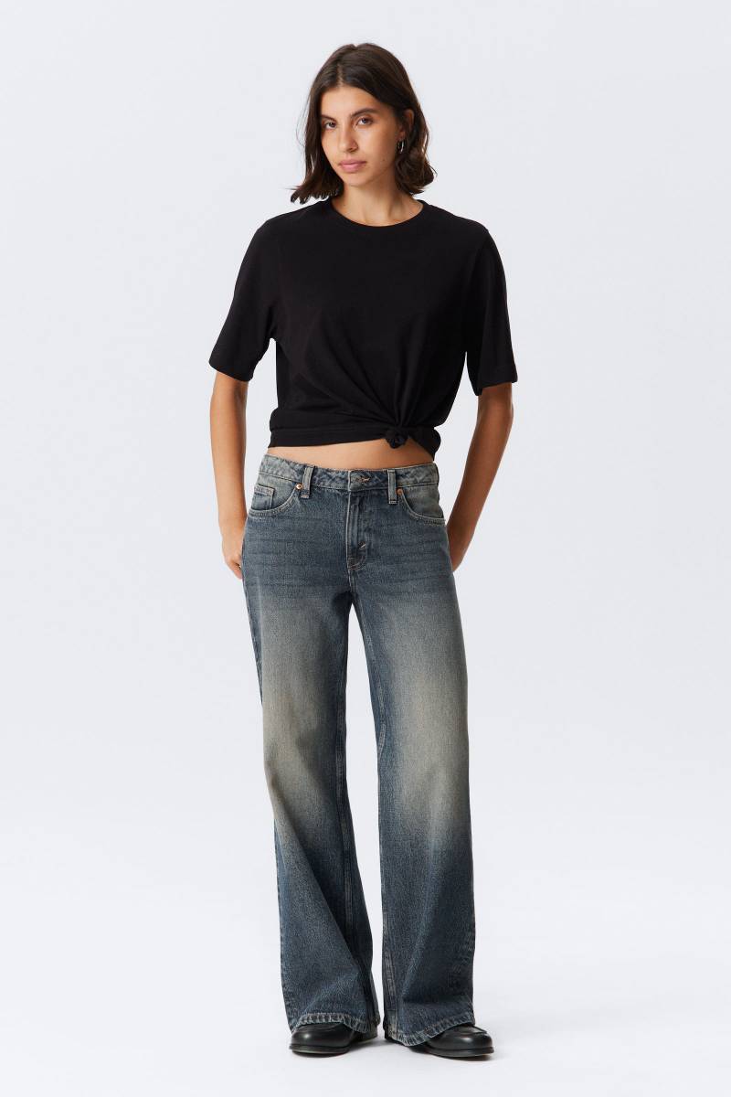 Imoo Low Rise Loose Wide Leg Jeans von Weekday