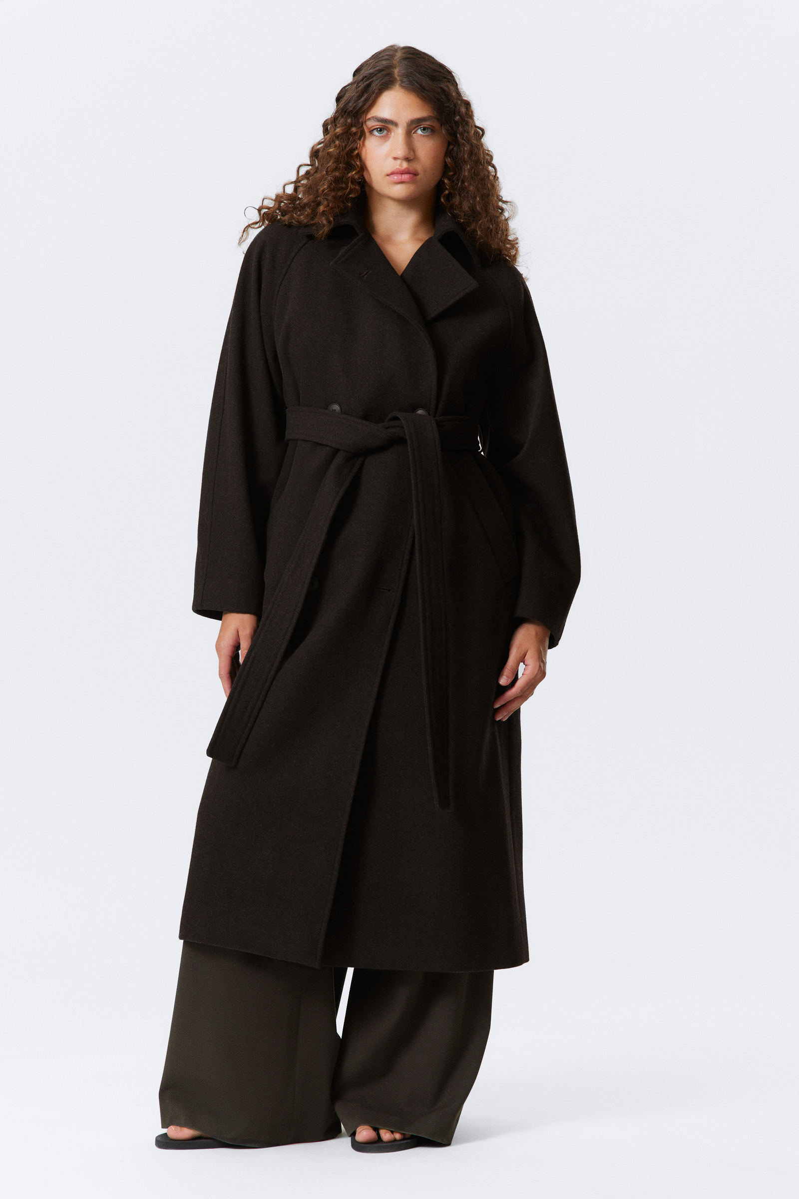 Kia Oversized Wool-Blend Double-Breasted Coat von Weekday