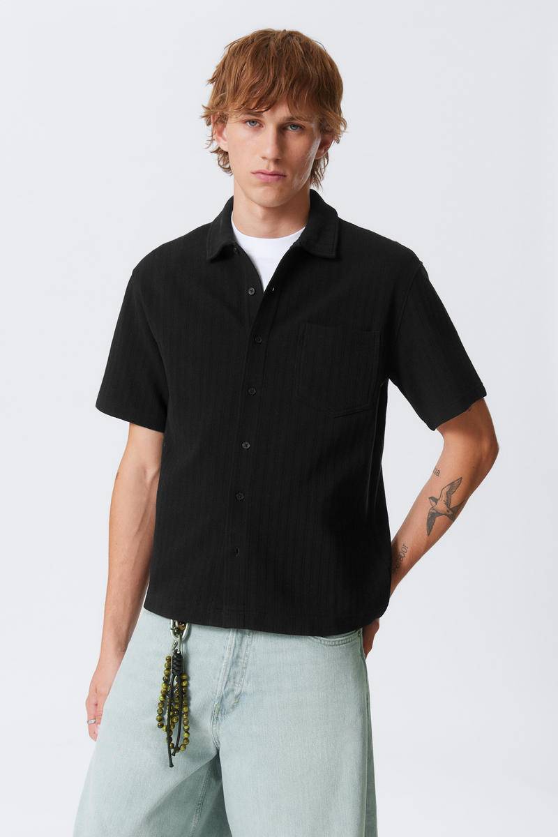 Knitted Short-Sleeved Button-Up Shirt von Weekday