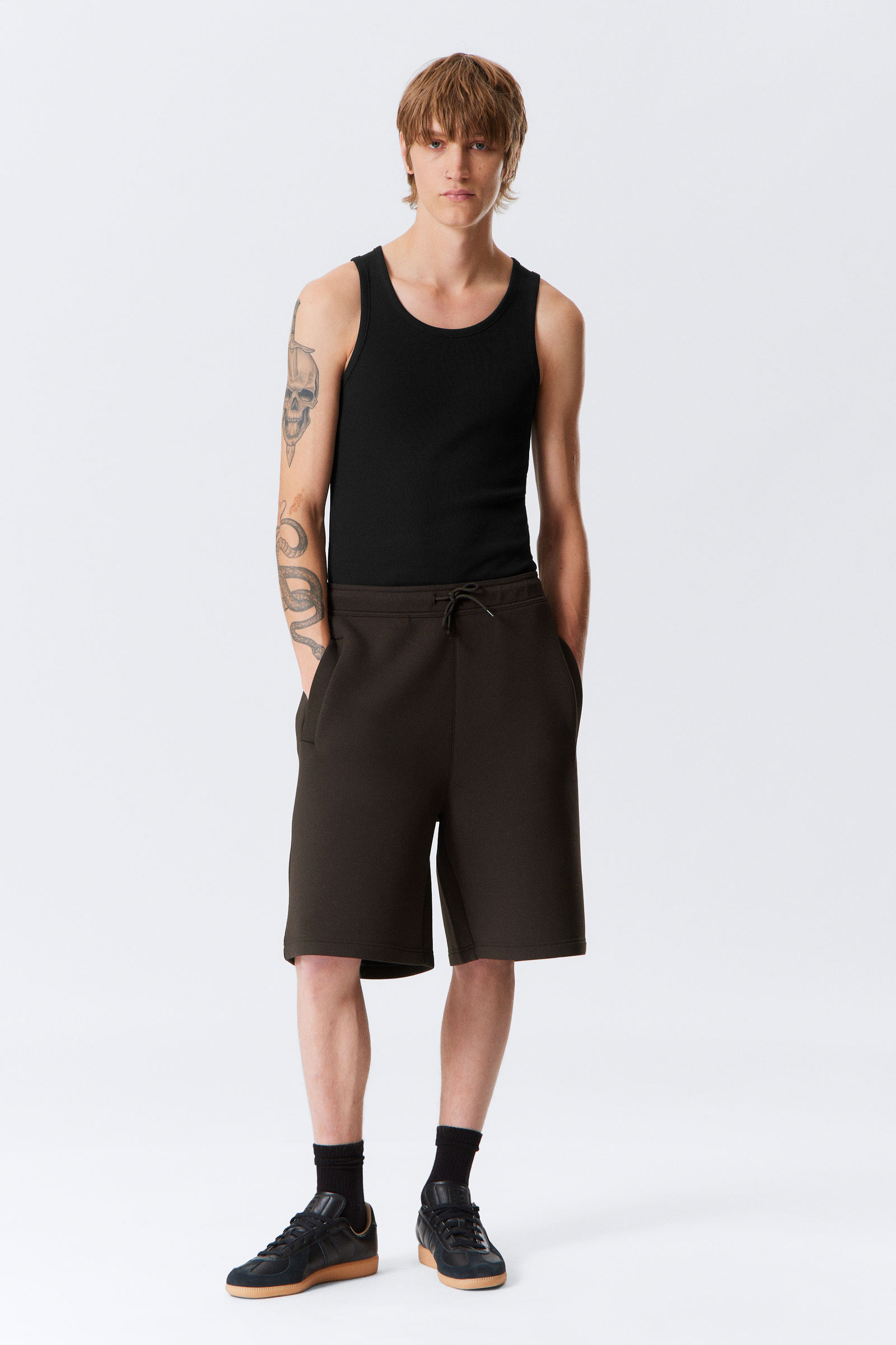 Loose Fit Scuba Shorts von Weekday