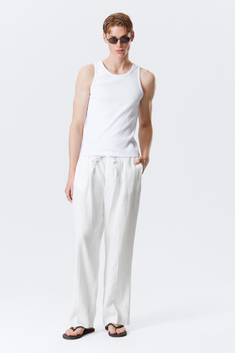 Loose Fit Straight Leg Linen Trousers Loose Fit Straight Leg Linen Trousers von Weekday